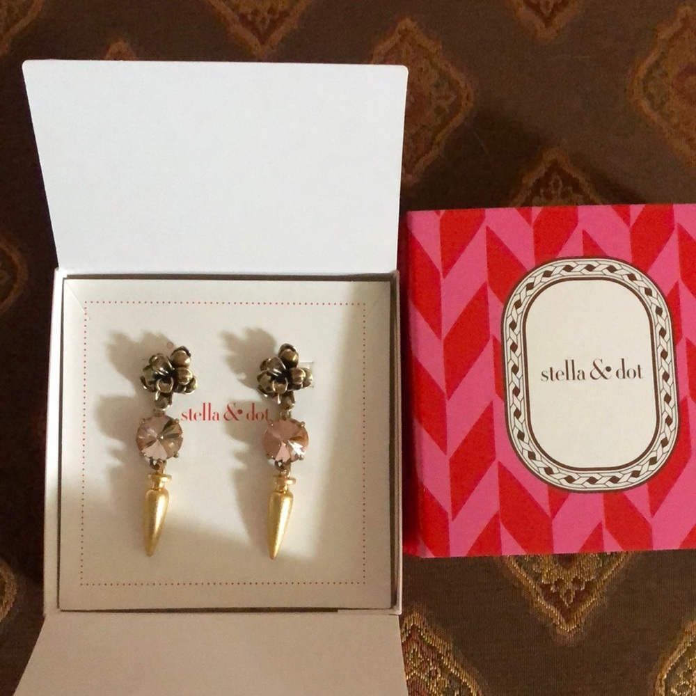 Stella & Dot Earrings